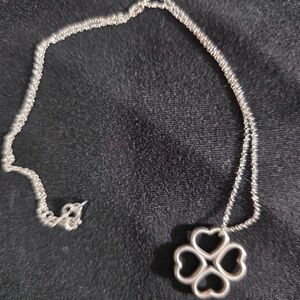 Tiffany&Co 925Clover Pendant Necklace. Rare find